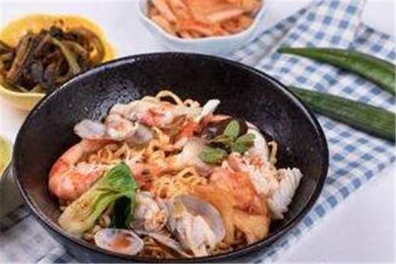 面小蟹泡面小食堂